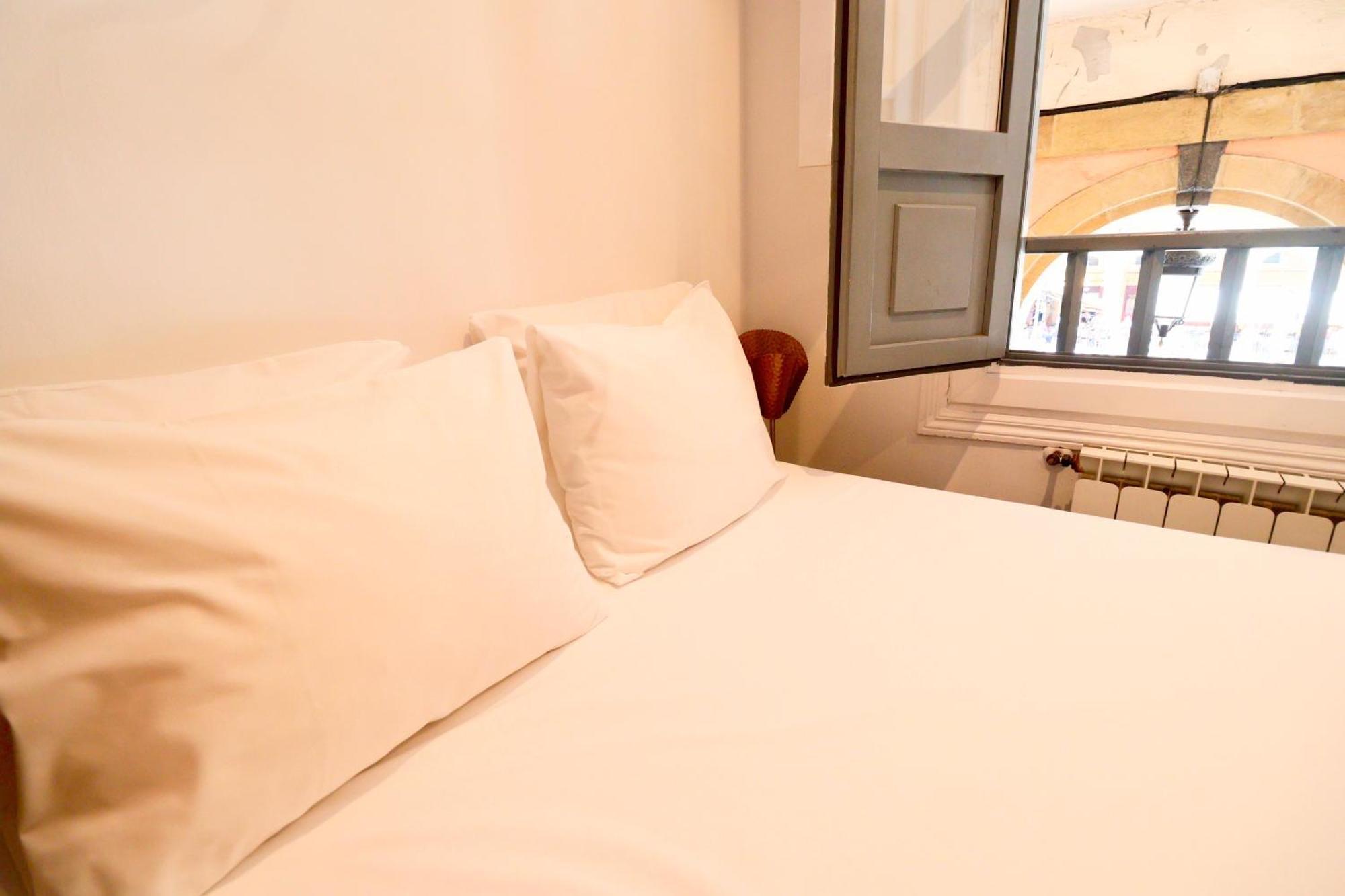 Plaza Consti, Heart Of The Old Town Apartment ซานเซบาสเตียน ภายนอก รูปภาพ